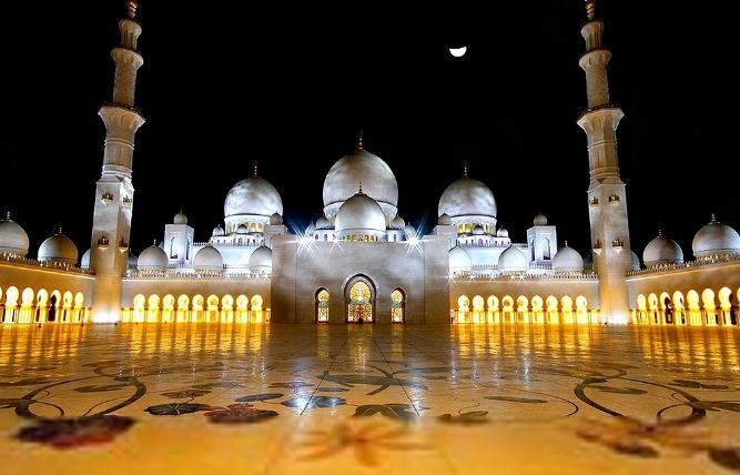 去迪拜旅游的目的只有一个 那就是去看看迪拜的高楼